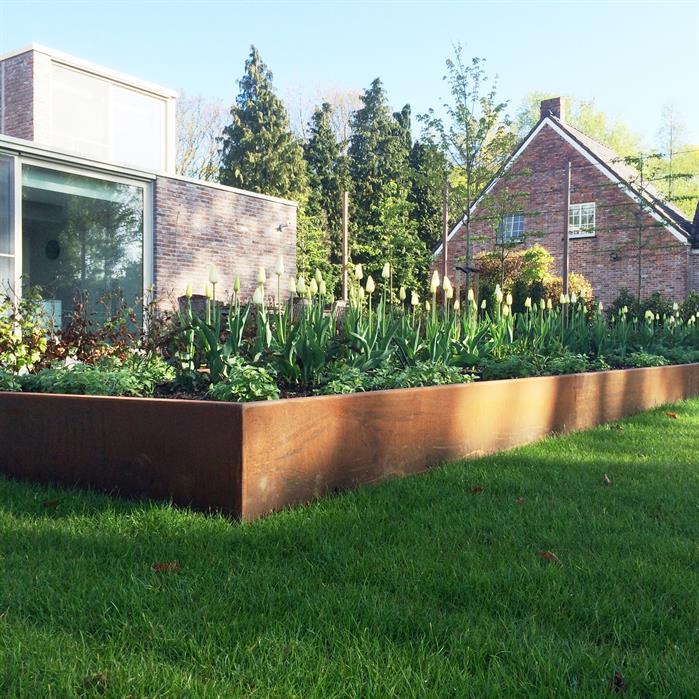 CZ2.290BU - Cortenstaal,Kantopsluitingen,Kantopsluiting hoek gezette bovenrand,300 x 300 x 290 mm