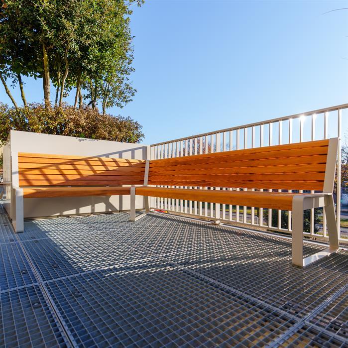 STBE.1500SB.Ct garapa - Cortenstaal,Banken,STORR met rugleuning,1500 x 650 x 850 mm
