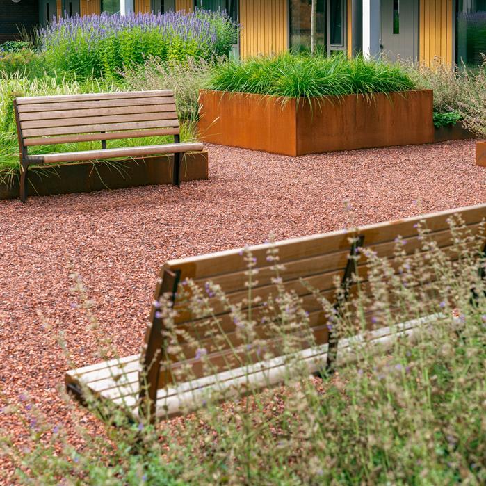 GRBE.1500SB.Ct.BX bamboe - Cortenstaal,Banken,GRO met rugleuning,1500 x 625 x 1040 mm