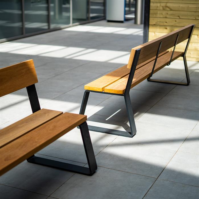 MOBE.2300SB.ZnRc.BX bamboe - Gecoat staal,Banken,MIO met rugleuning,2300 x 620 x 840 mm